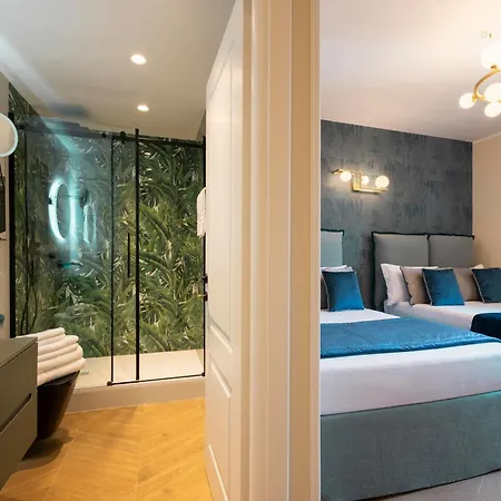 Termini Luxury 12 Beds Rzym