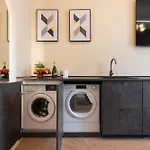 Termini Luxury 12 Beds דירה