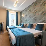 Termini Luxury 12 Beds דירה רומא