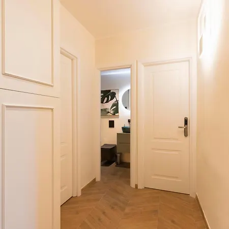 Termini Luxury 12 Beds * רומא