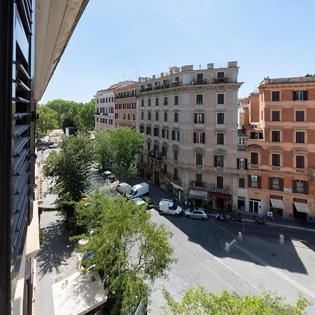Termini Luxury 12 Beds דירה רומא